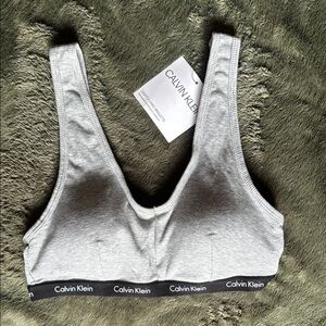 Calvin Klein Women's Modern Flex Bralette Size S